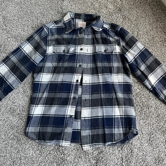 American Eagle Outfitters Tops - American Eagle Outfitters Blue Heritage Flannel